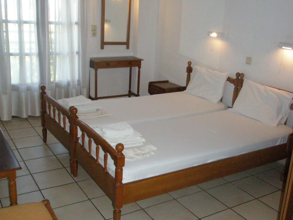 Viki Studios And Apartments Skala Potamias  Pokoj fotografie